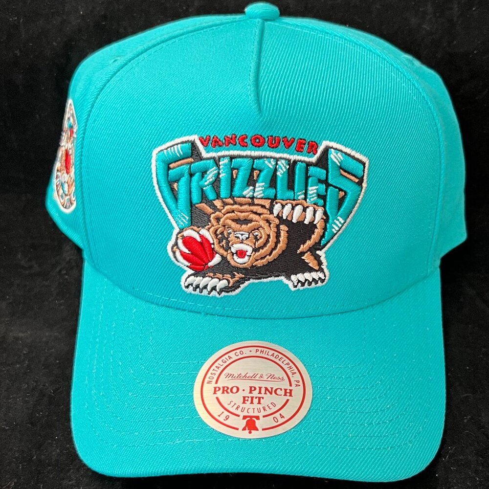Mitchell & Ness Vancouver Grizzlies Snapback NWT OS